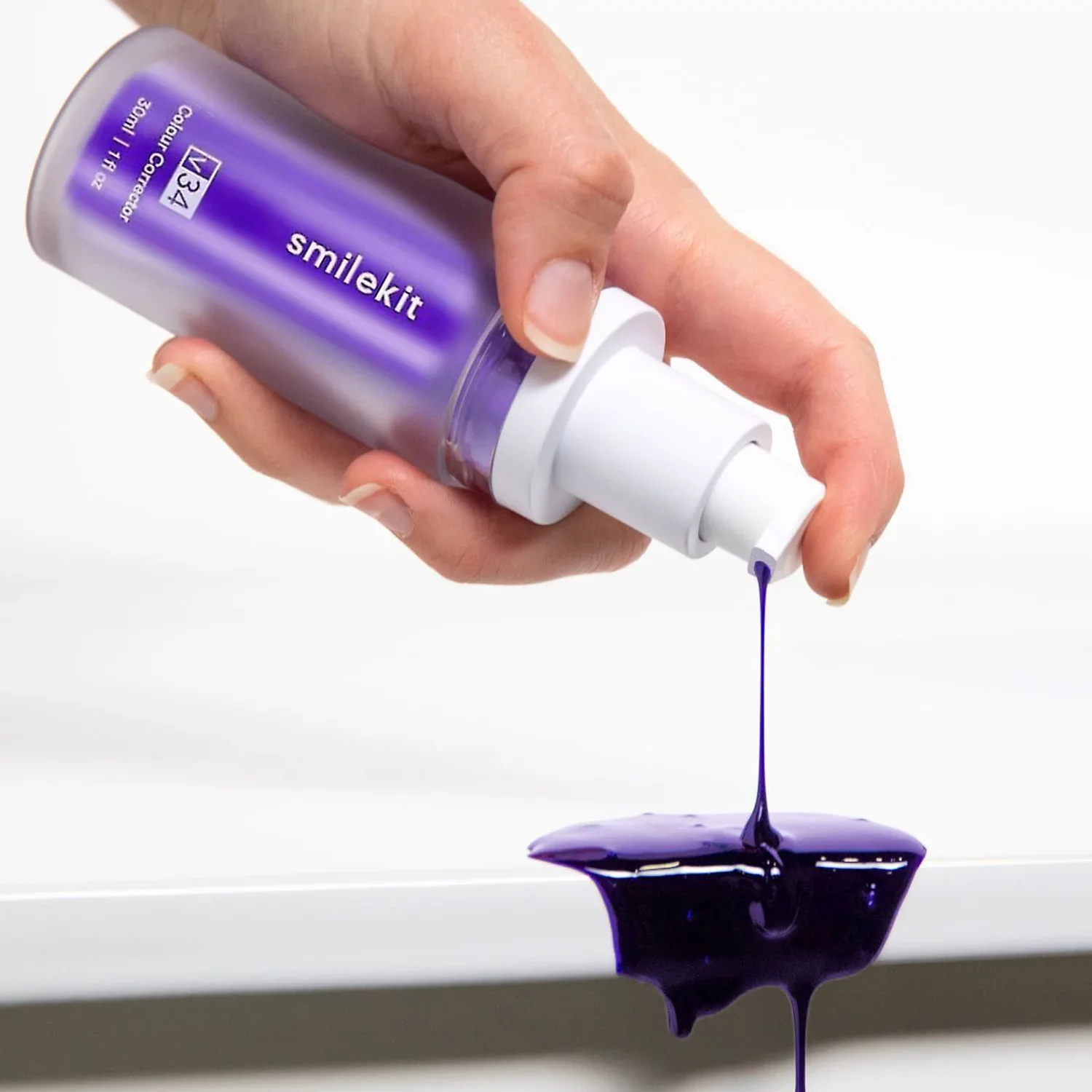 V34 Colour Corrector Serum - Sérum dental corrector de color